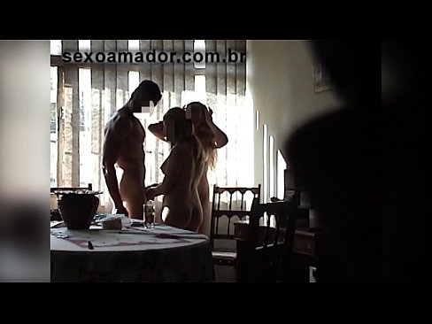 ❤️ Manasa lehilahy goavam-be sy olona telo miaraka aminy ny namany manao firaisana ️ Anal vidéo amin'ny mg.com-porn-zog.ru